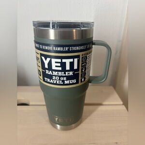 YETI Rambler 20 oz Camp Green NWT